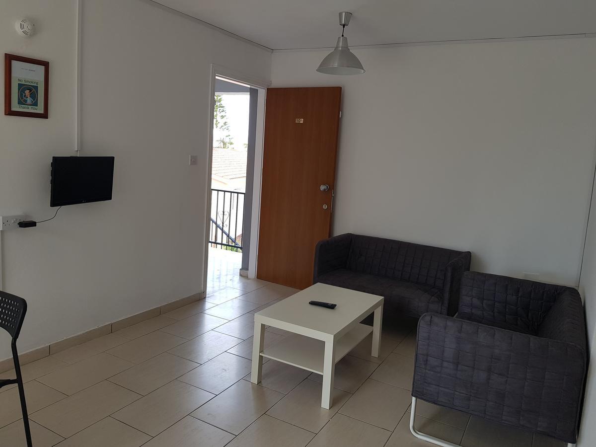 Valentinos Court Appartement *